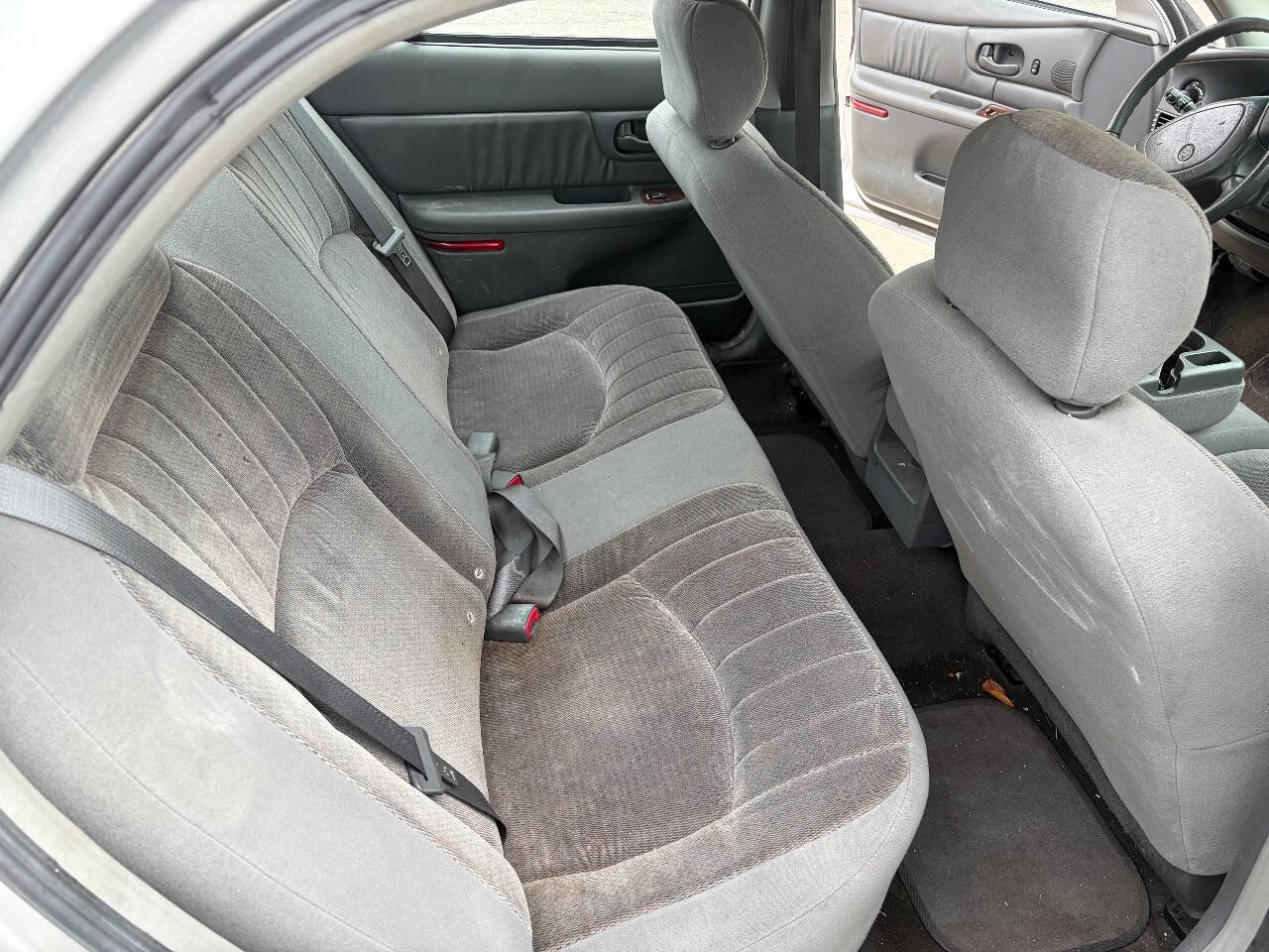 Used 2003 Buick Century Custom image 15