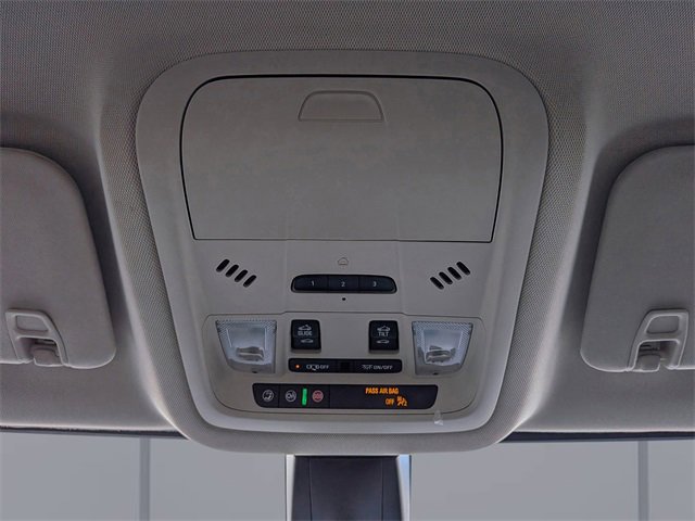 Used 2022 GMC Acadia Denali w/ Denali Technology Package image 26