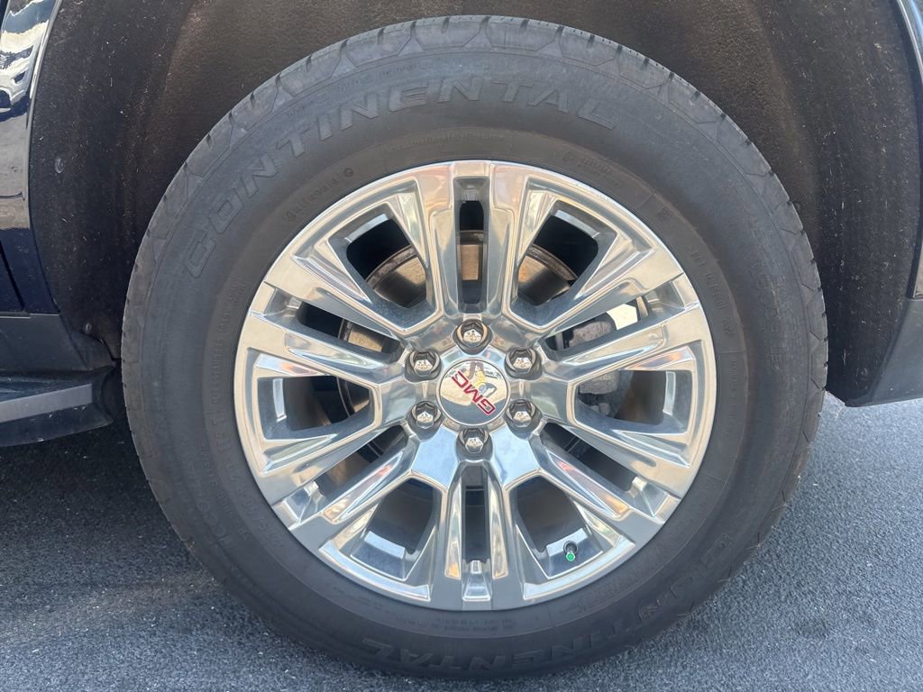 Used 2023 GMC Yukon Denali w/ LPO, Floor Liner Package image 17
