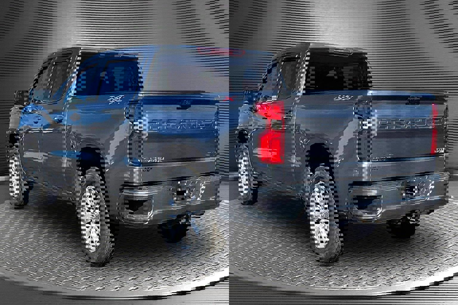 Used 2022 Chevrolet Silverado 1500 Custom image 4