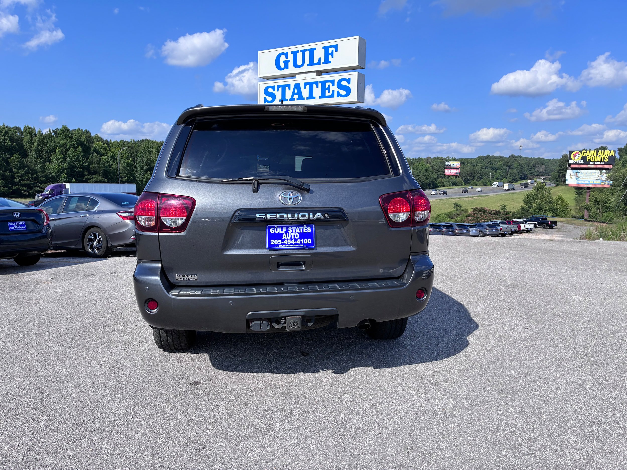 Used 2018 Toyota Sequoia TRD Sport AWD/4WD image 4