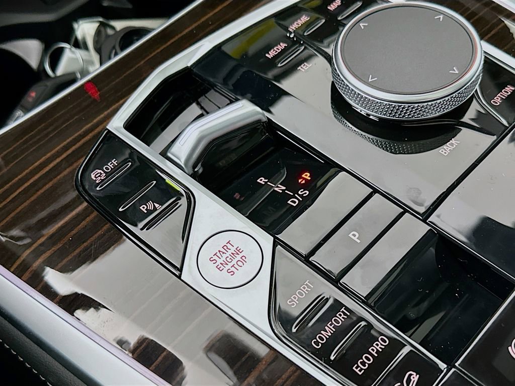 New 2026 BMW X5 xDrive40i w/ M Sport Package image 22