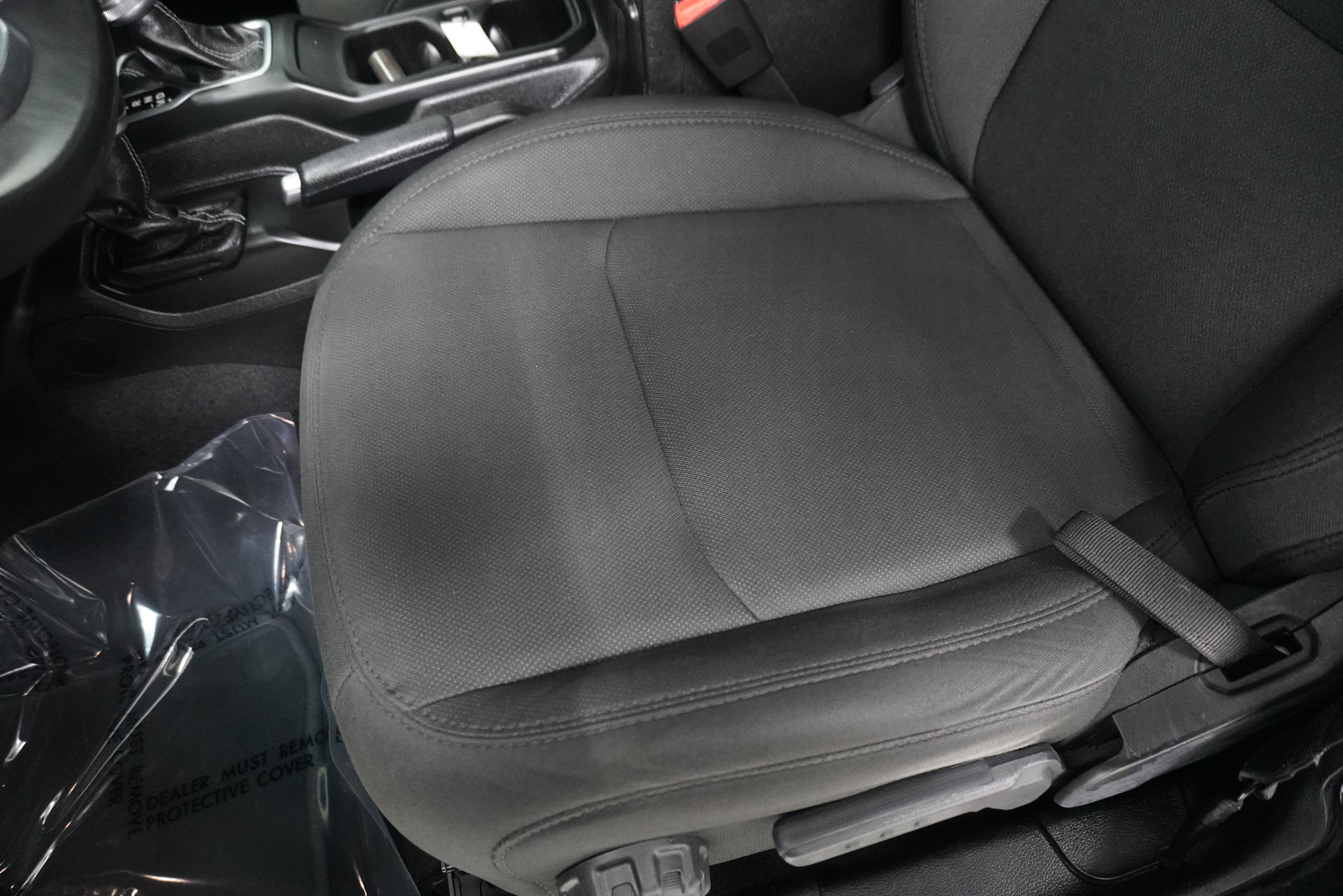 Used 2019 Jeep Wrangler Unlimited Sahara image 13