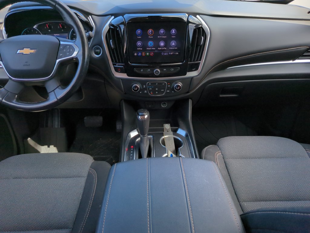 Used 2020 Chevrolet Traverse LT FWD image 18