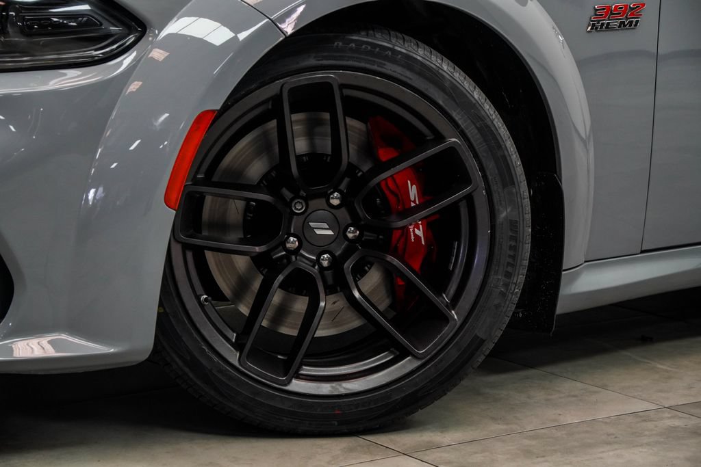 Used 2022 Dodge Charger Scat Pack RWD image 4