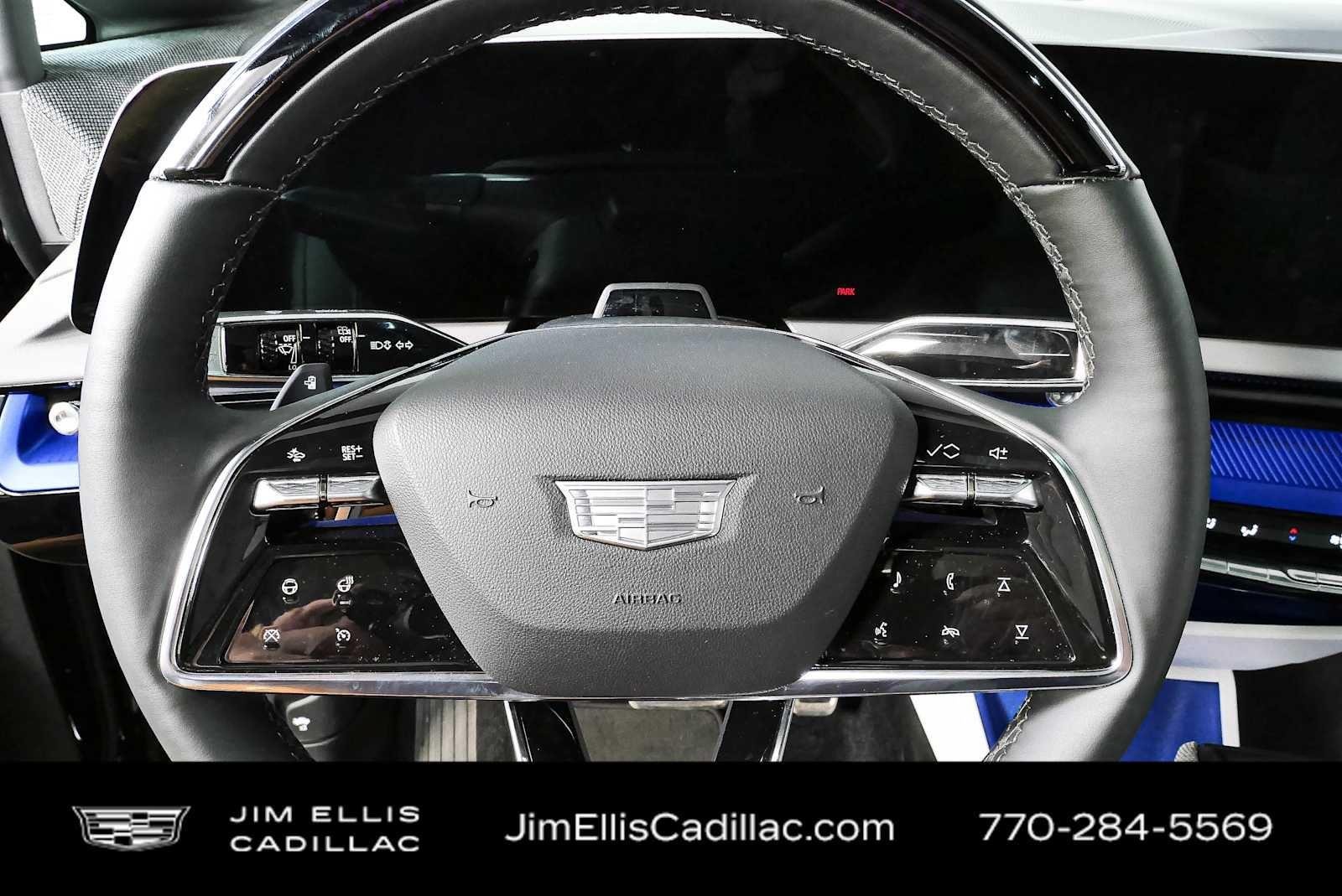 Used 2025 Cadillac Optiq Luxury 1 AWD/4WD image 10
