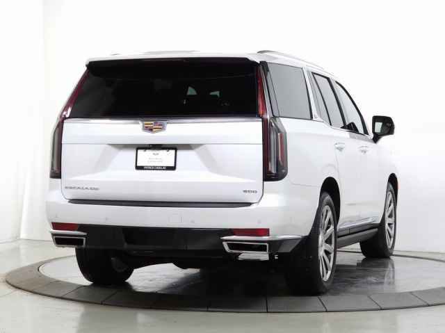 Used 2021 Cadillac Escalade Premium Luxury Platinum image 9