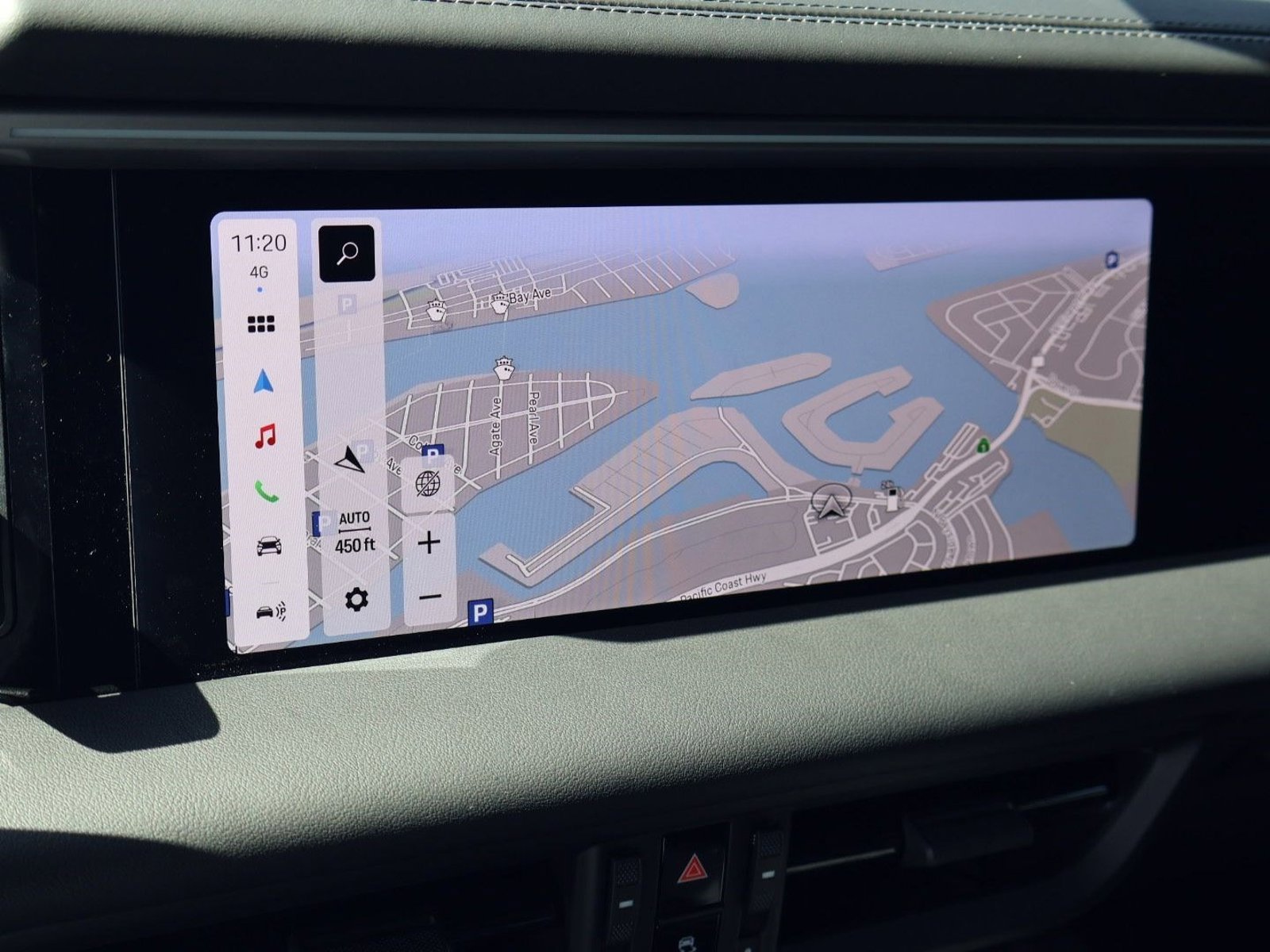 New 2025 Porsche Macan 4S Electric image 18