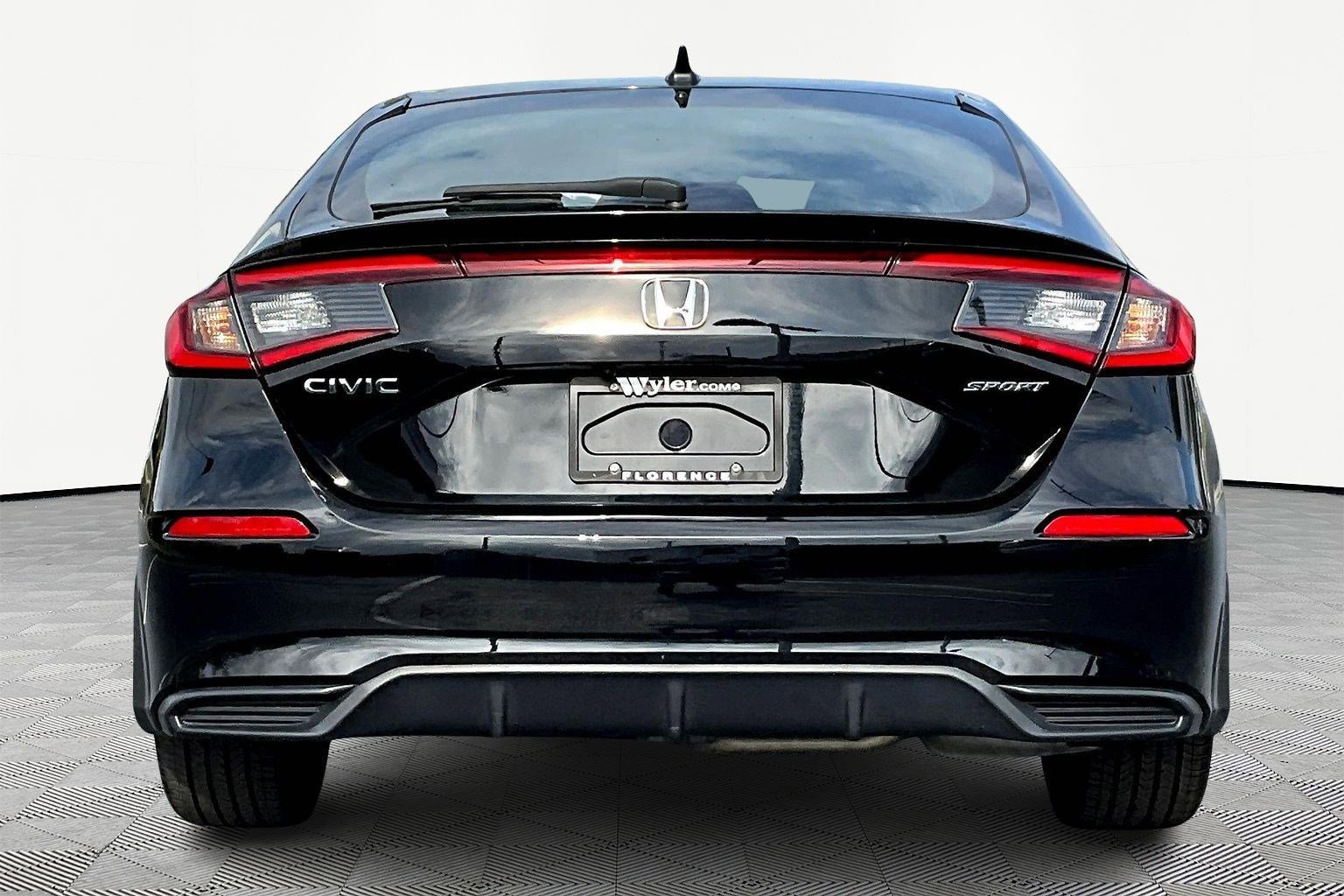 Used 2023 Honda Civic Sport image 5