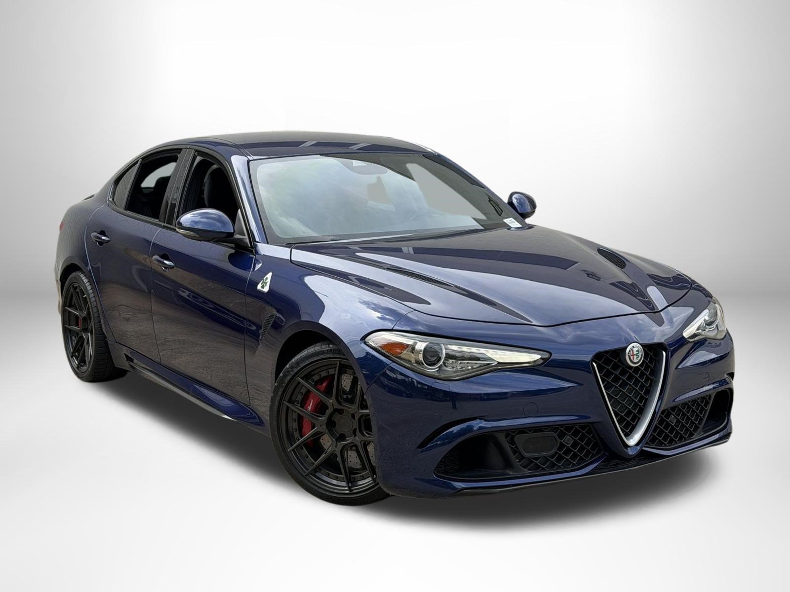Used 2018 Alfa Romeo Giulia Quadrifoglio w/ Driver Assist Dynamic Package