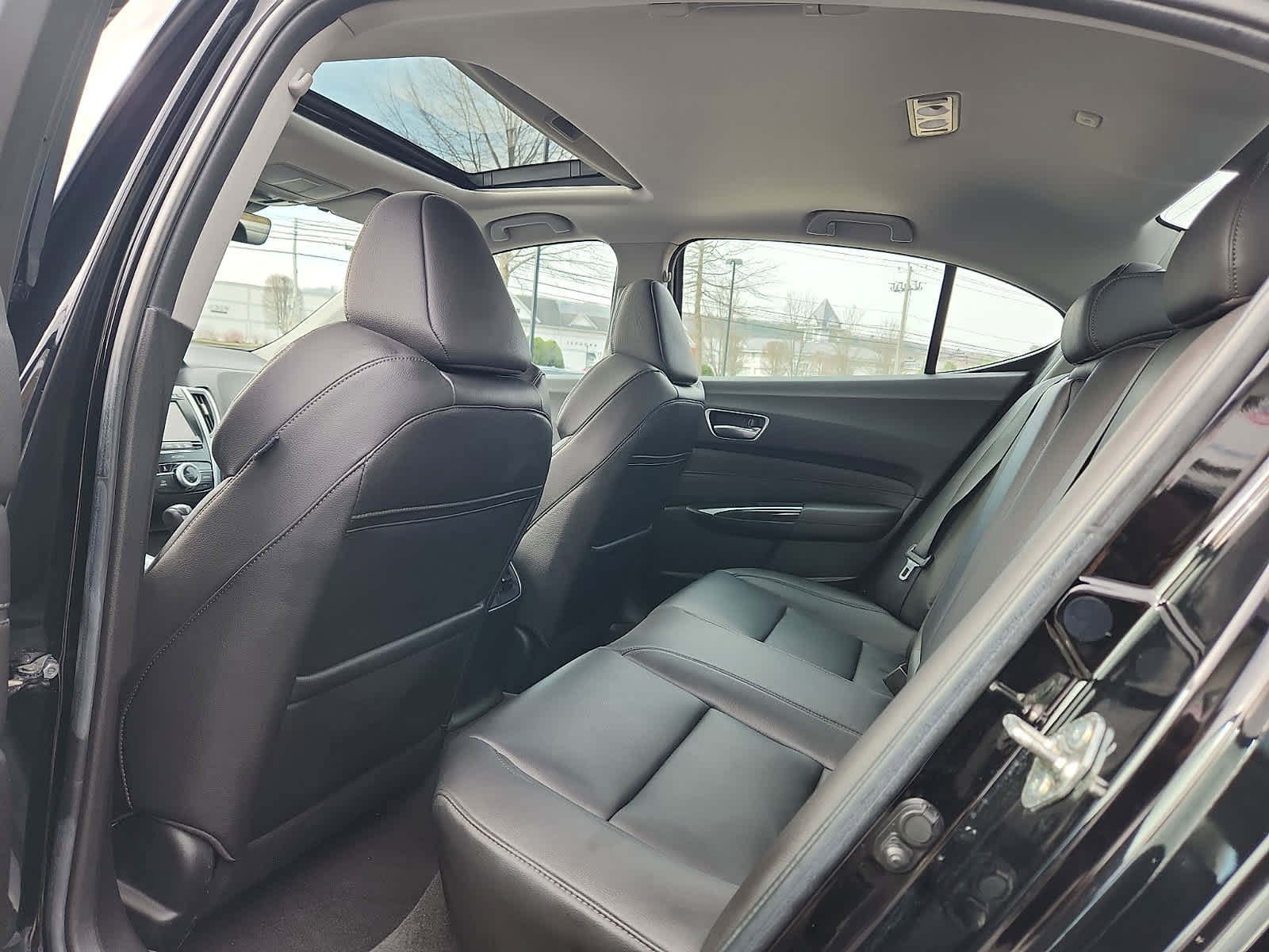Used 2019 Acura TLX image 11