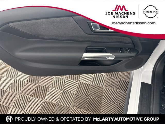 Used 2026 Ford Mustang Coupe RWD image 18