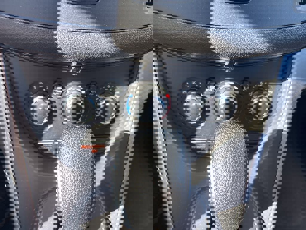 Used 2015 Ford Escape SE image 23