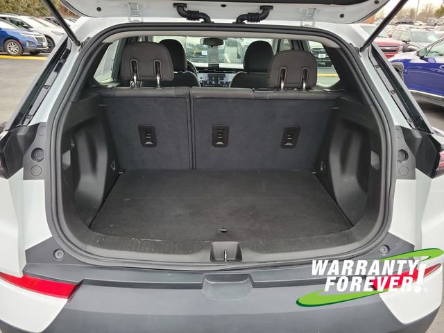 Used 2023 Chevrolet Bolt EUV LT image 17