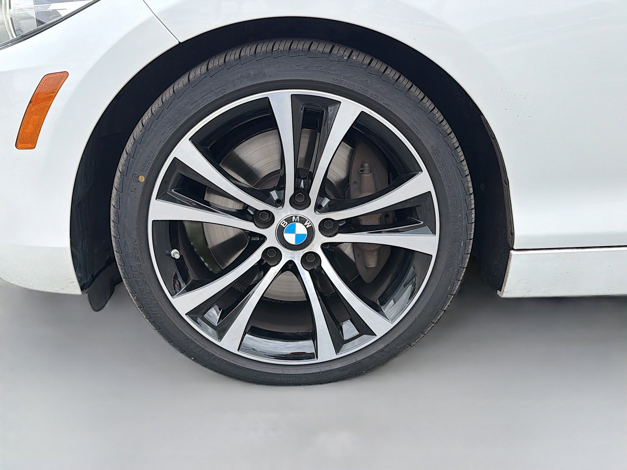 Used 2021 BMW 230i Convertible w/ Premium Package RWD image 39