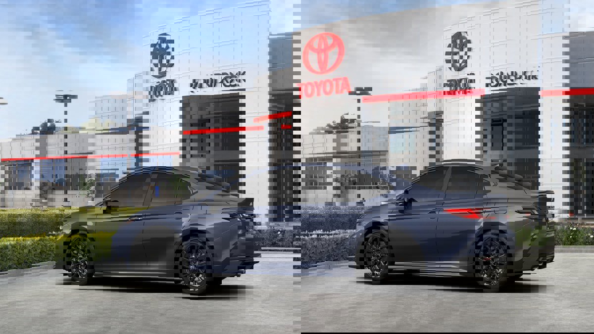 New 2026 Toyota Camry SE image 5