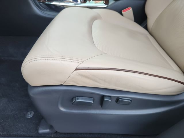 Used 2020 Nissan Armada SL w/ Premium Package image 23