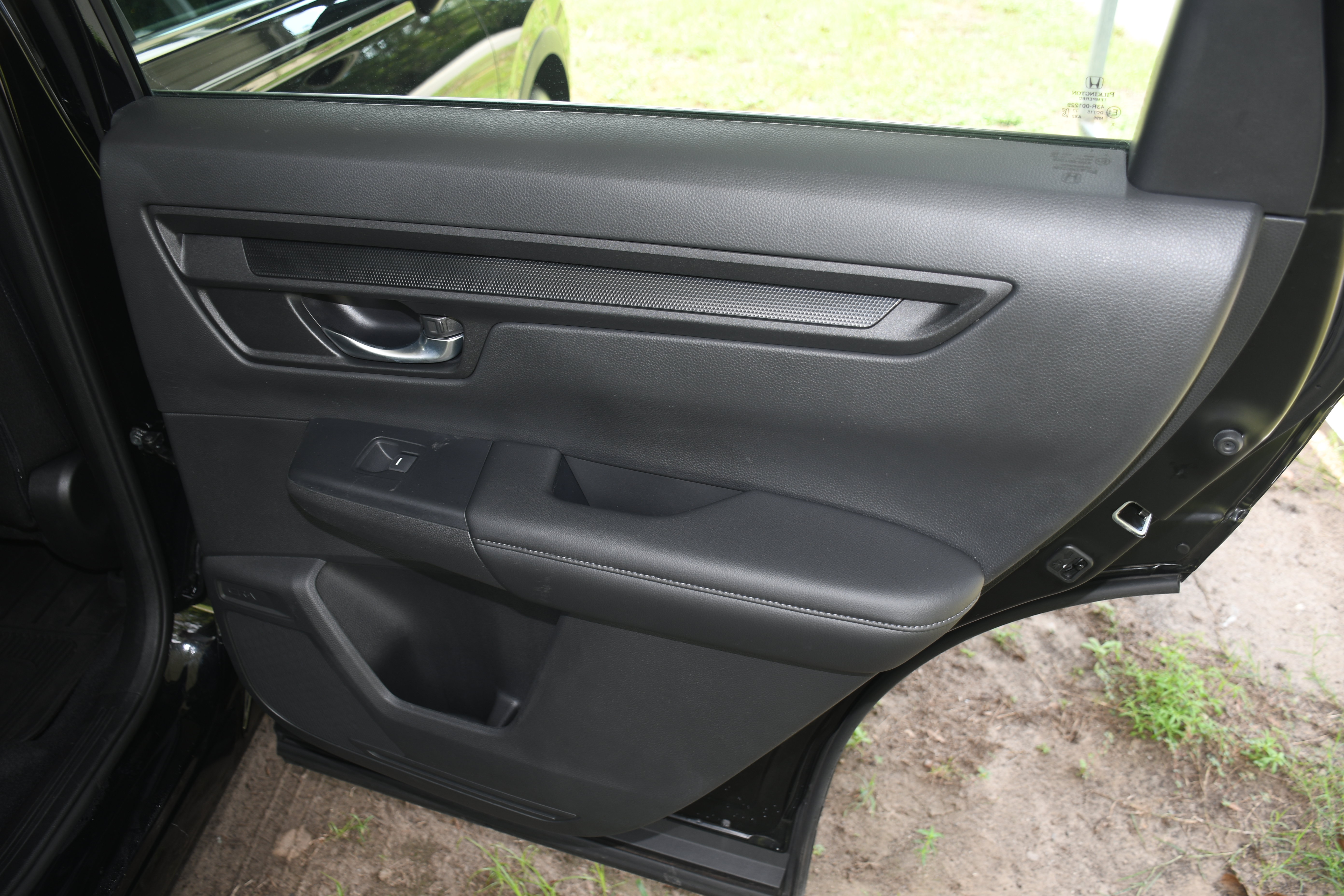 Used 2025 Honda CR-V EX-L image 18