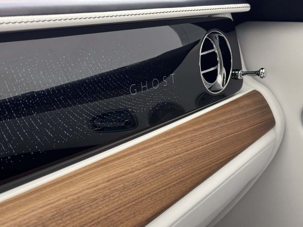 New 2025 Rolls-Royce Ghost image 37
