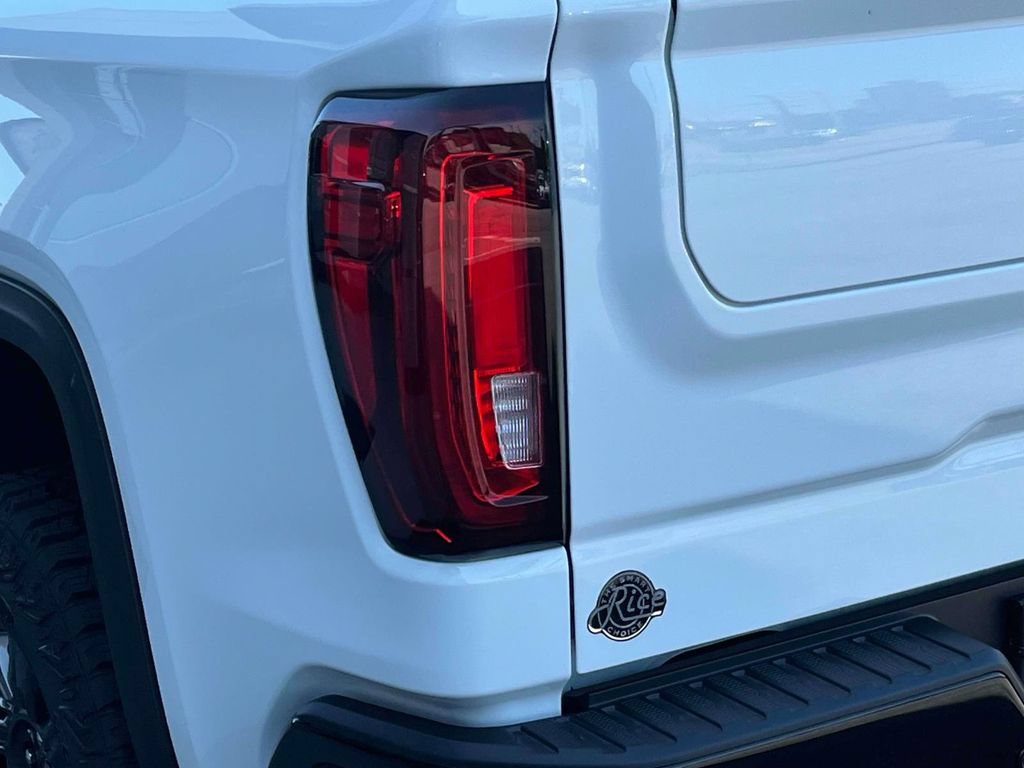 New 2026 GMC Sierra 1500 AT4X AWD/4WD image 10