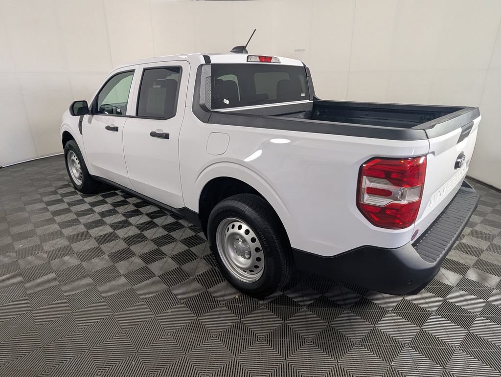 Used 2025 Ford Maverick XL w/ Equipment Group 102A AWD/4WD image 6