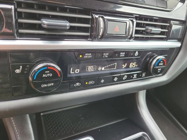 Used 2025 Nissan Pathfinder SL image 24