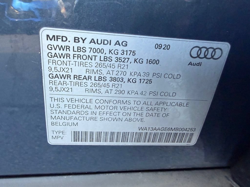 Used 2021 Audi e-tron Prestige w/ Prestige Package AWD/4WD image 39