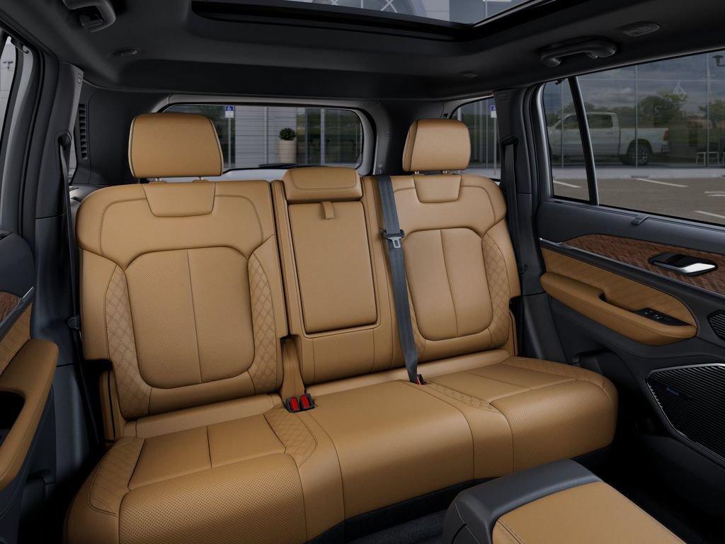 New 2025 Jeep Grand Cherokee Summit w/ Adv Protech Group IV AWD/4WD image 16