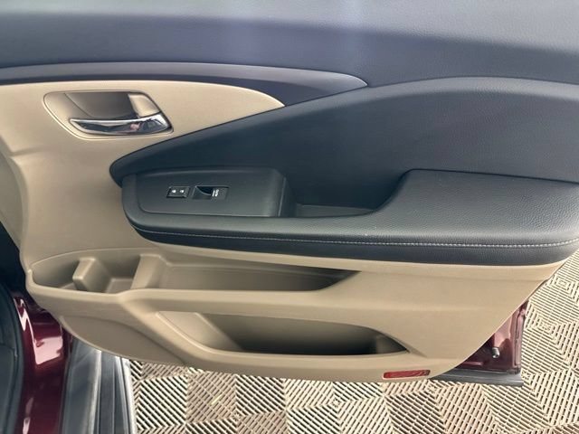 Used 2017 Honda Ridgeline RTS image 24