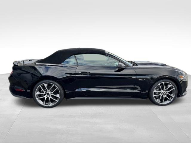 Used 2017 Ford Mustang GT Premium w/ Equipment Group 401A RWD image 11