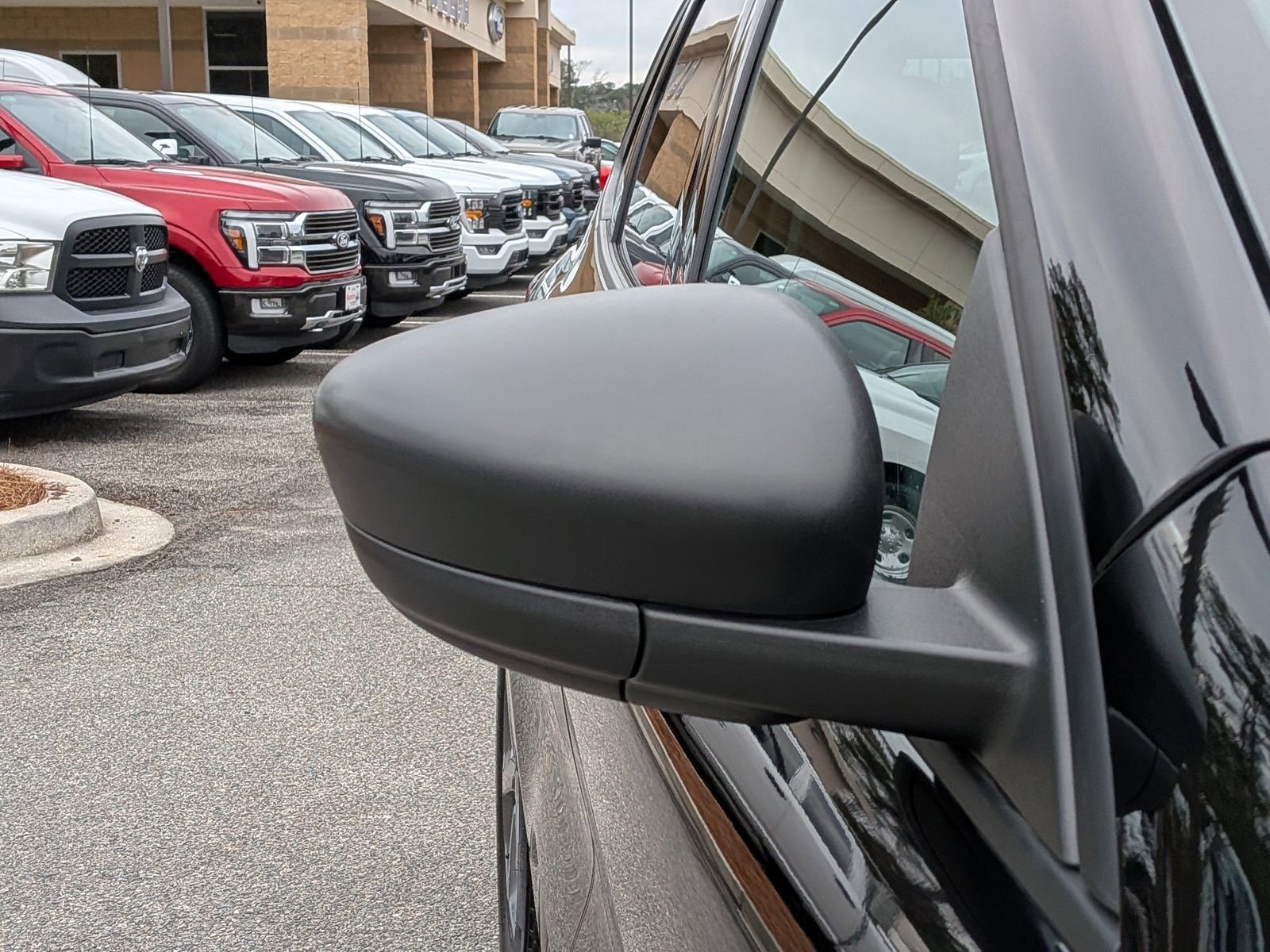 Certified 2023 Ford Escape ST-Line w/ Tech Pack #1 image 14