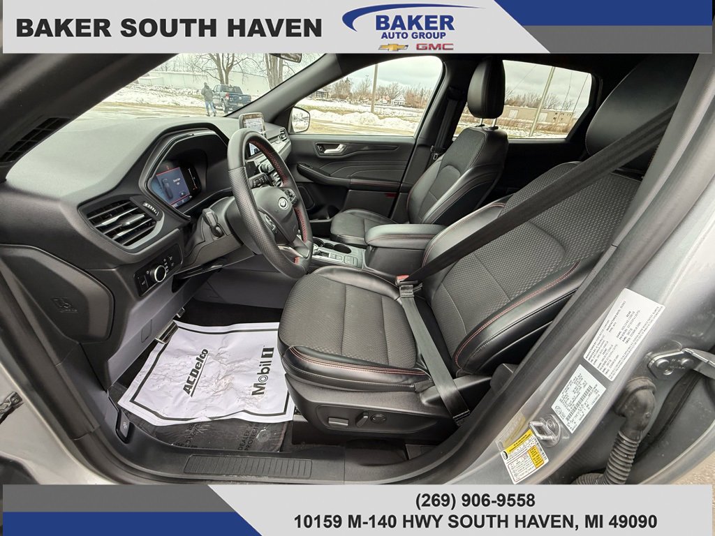 Used 2023 Ford Escape ST-Line image 12