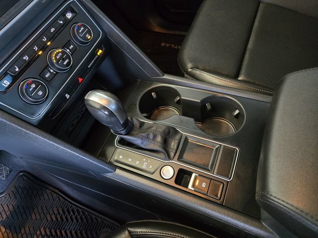 Used 2020 Volkswagen Atlas SE w/ Panoramic Sunroof Package FWD image 21