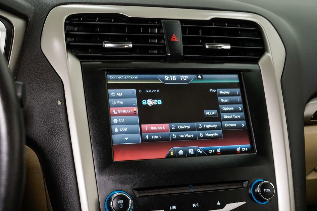 Used 2014 Ford Fusion SE w/ Equipment Group 502A image 16