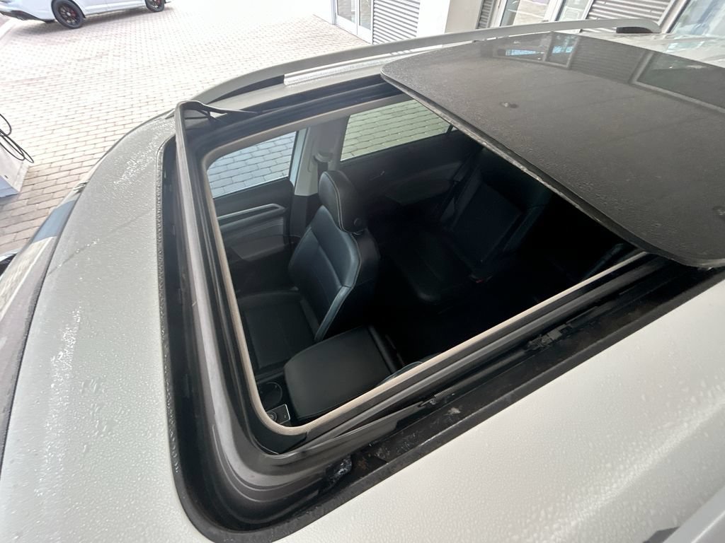 Certified 2021 Volkswagen Atlas SEL R-Line AWD/4WD image 41