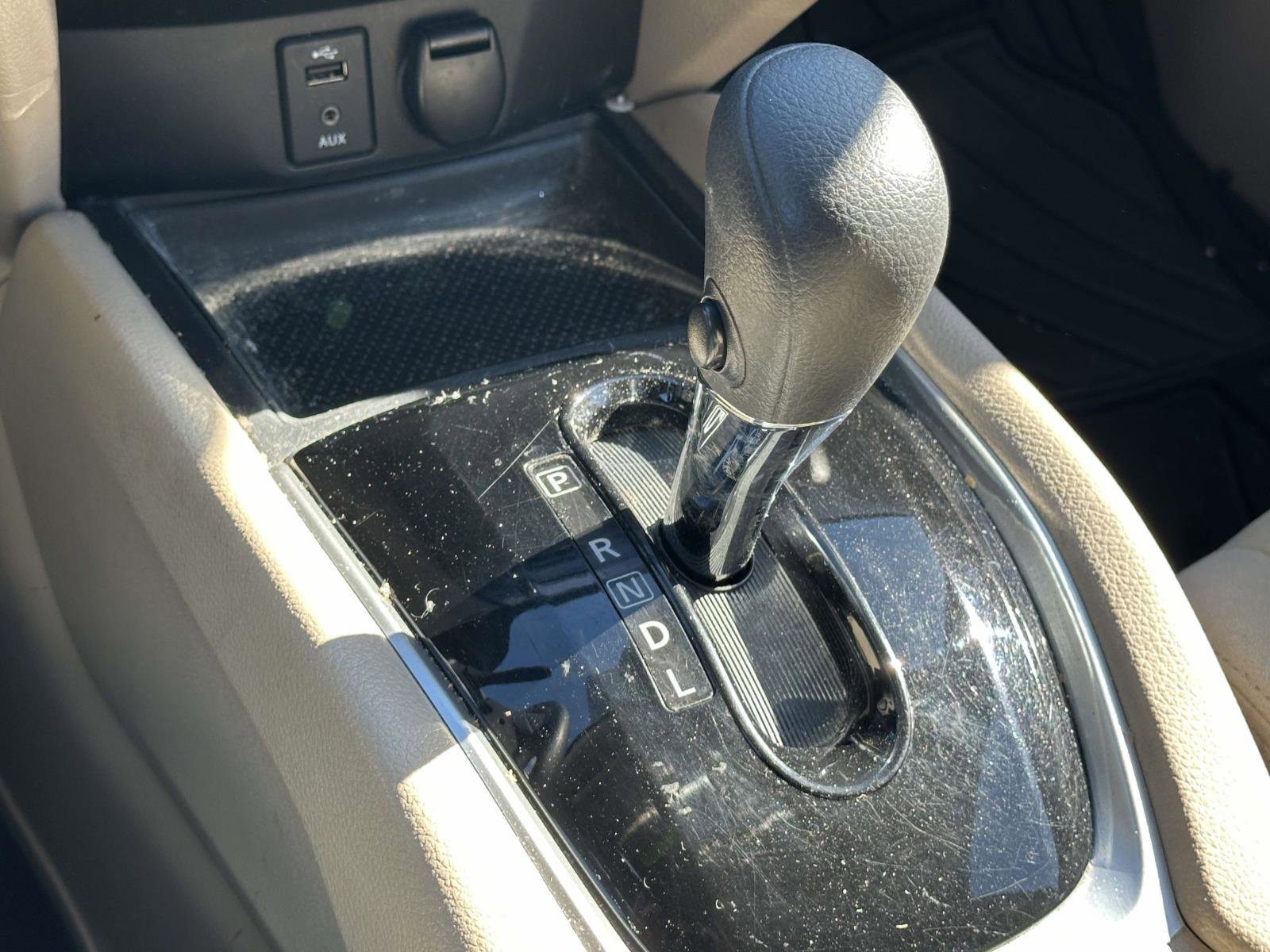 Used 2016 Nissan Rogue SV image 35