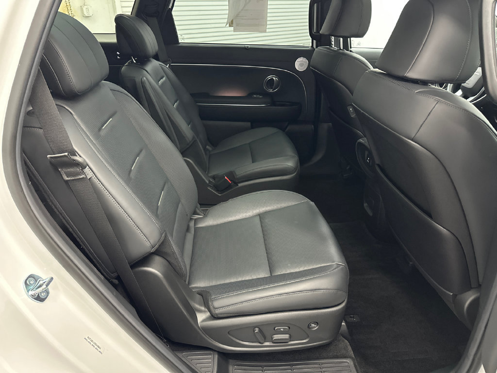Used 2026 Hyundai Palisade Calligraphy FWD image 17