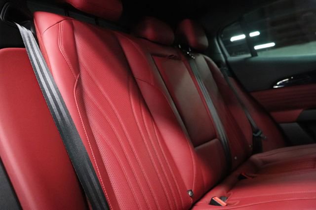 Used 2023 Maserati Grecale Modena image 26
