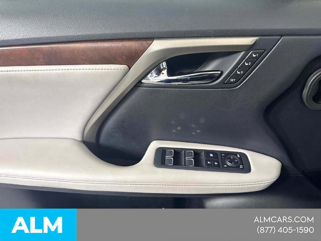 Used 2020 Lexus RX 350L Premium w/ Premium Package AWD/4WD image 13