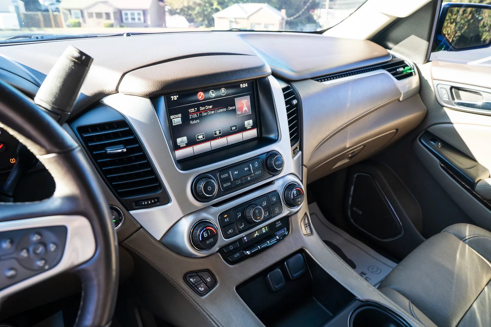 Used 2015 GMC Yukon SLT RWD image 23