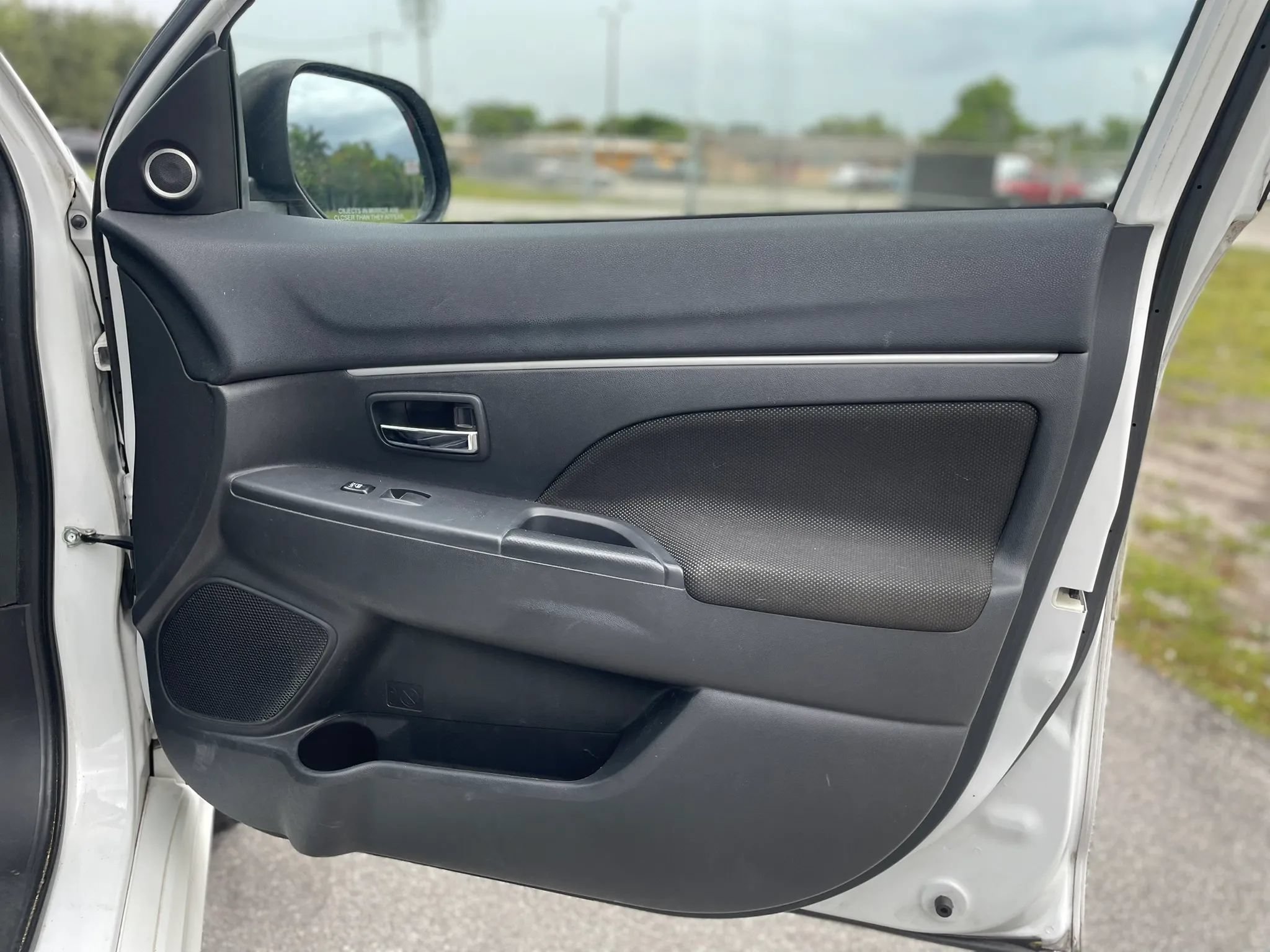 Used 2012 Mitsubishi Outlander Sport SE FWD image 35