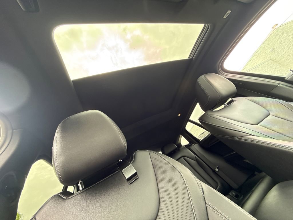 Certified 2024 BMW X4 M40i w/ Premium Package image 39