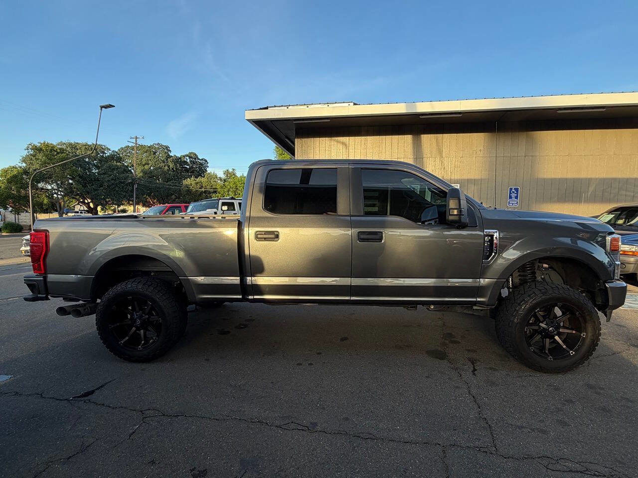 Used 2020 Ford F250 XL w/ STX Appearance Package AWD/4WD image 2