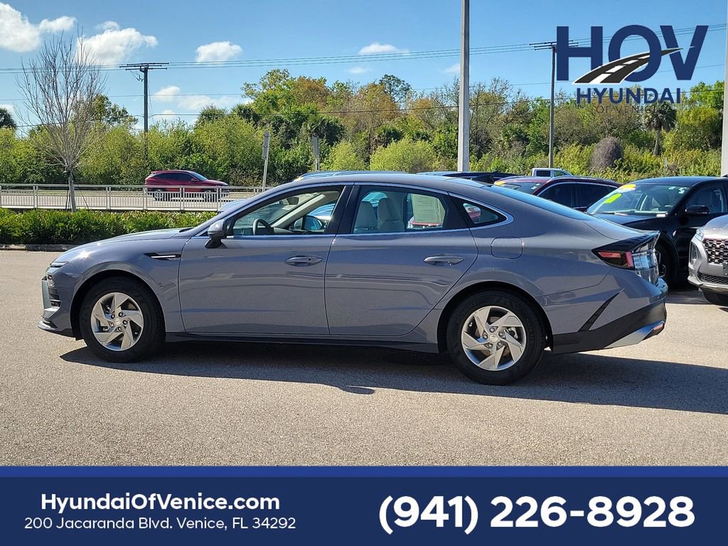 Certified 2025 Hyundai Sonata SE image 11