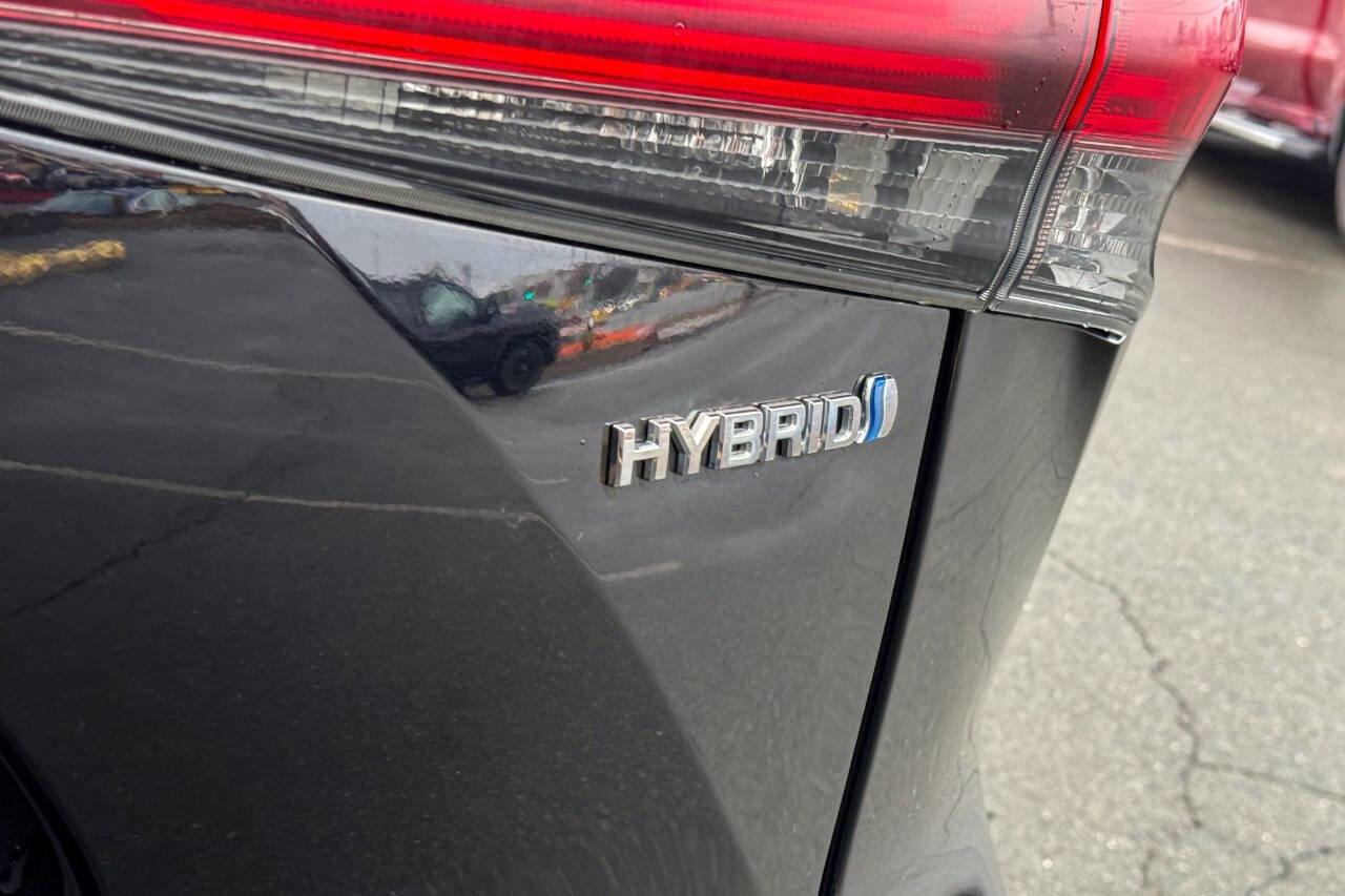 Used 2020 Toyota Highlander LE image 18