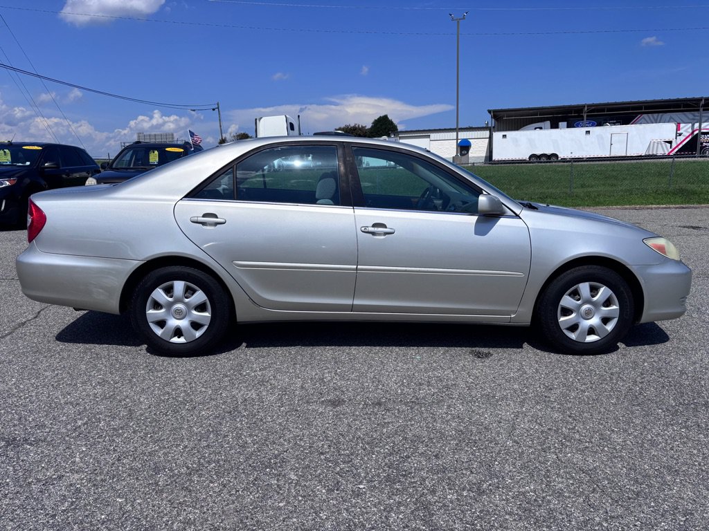 Used 2004 Toyota Camry FWD image 5