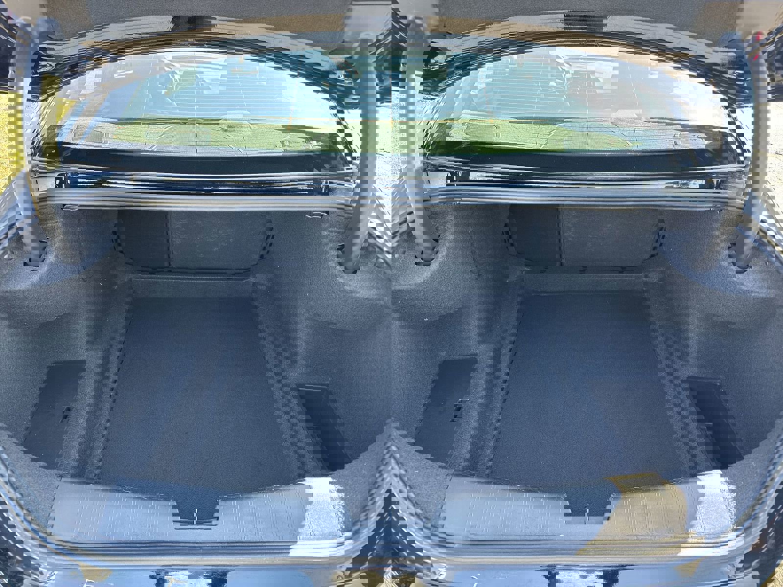 Used 2024 Cadillac CT4 Luxury w/ Sun And Sound Package image 32