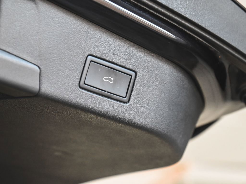 Used 2023 Volkswagen ID.4 Pro S image 35