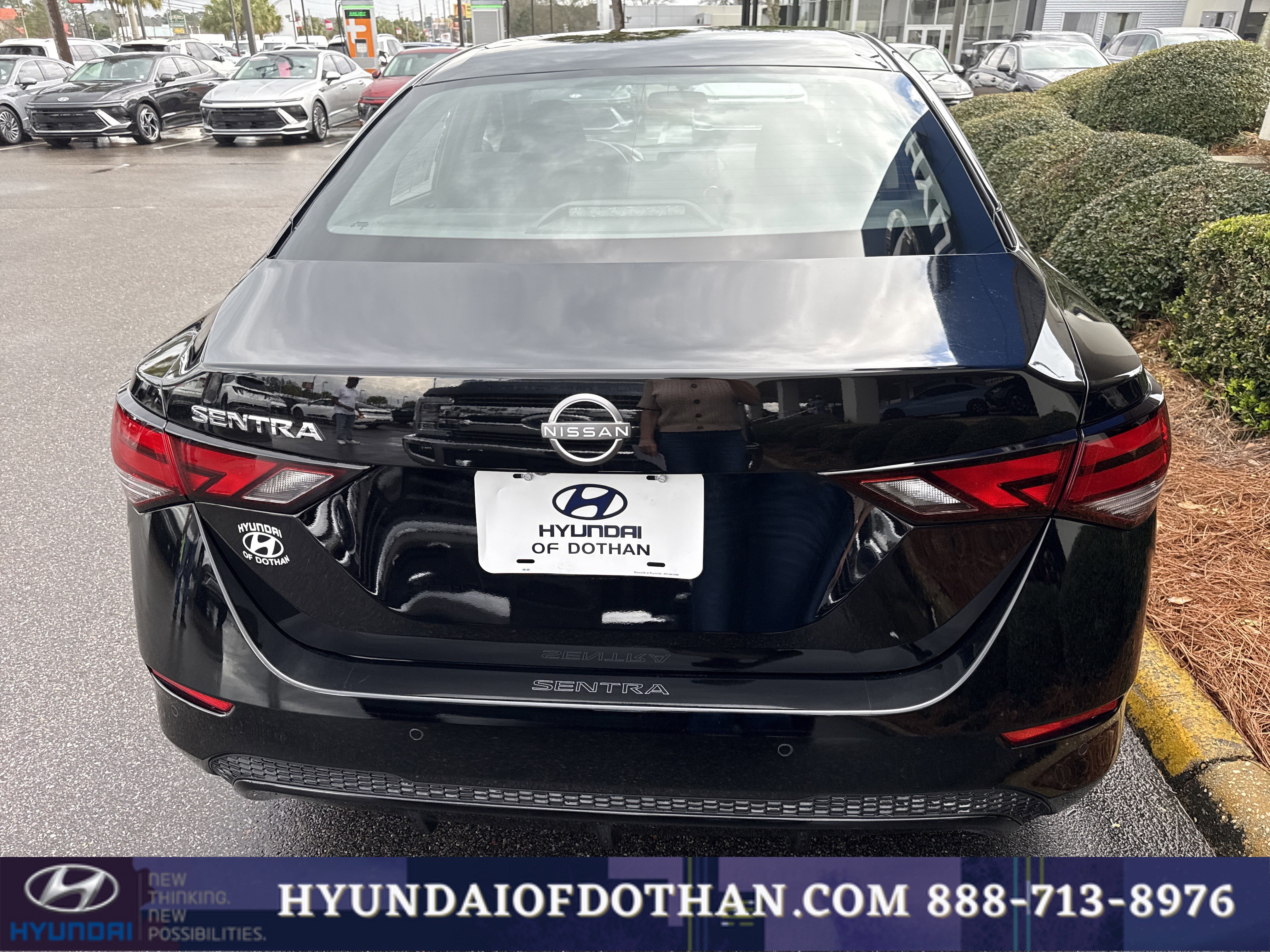 Used 2024 Nissan Sentra S image 3