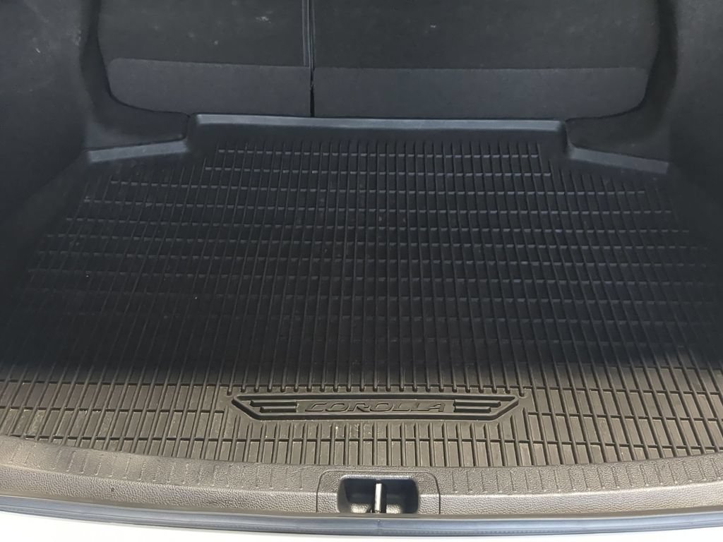 Used 2023 Toyota Corolla LE FWD image 35